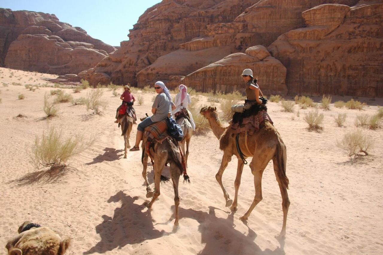 Wadi Rum Stars Camp Екстер'єр фото